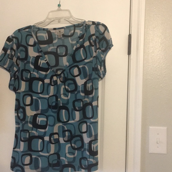 Top - Picture 2 of 2